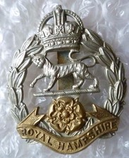 Royal Hampshire Regiment Cap Badge KC Bi-Metal VINTAGE Original