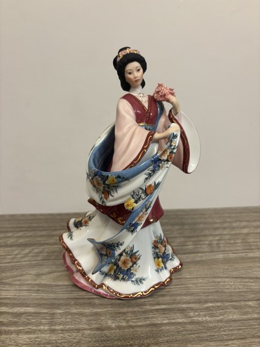 Stunning danbury mint the plum - mint,