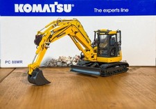Universal Hobbies Komatsu PC