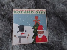 ROLAND GIFT 'EVERYBODY KNOWS