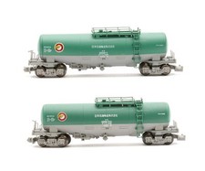 ROKUHAN Z GAUGE T004-1 SET OF 2 GREEN TAKI 1000 JAPAN TRANSPORTATION TANK WAGONS