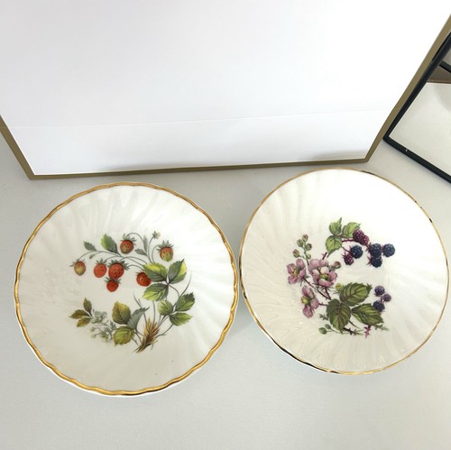 Royal kendal fine bone - royal, china