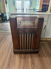 Vintage Philco Tube Console