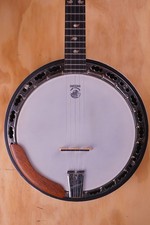 Deering "Sierra Deluxe Mahogany" 5-String Banjo, with Hard Case (Used)