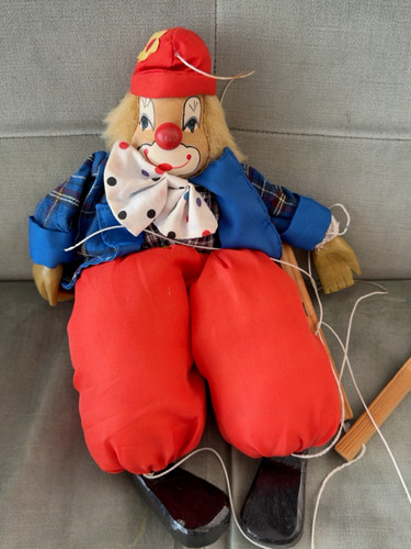 Grove international clown - international,