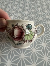 Pretty vintage floral jug - , dee
