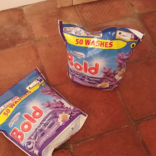 Bold laundry detergent - bold,