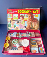 1950S PHILIP HARBEN cookery set Berwick toys -complete, RARE - food advertising