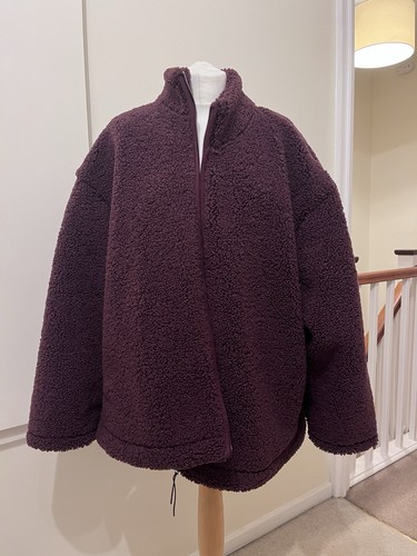 Clothing burgandy zip up - tu,