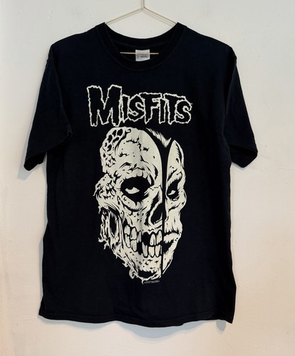 Misfits shirt medium 2007 - misfits,