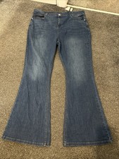Boohoo Plus Butt Shaper Flare Jeans Size 18 Net