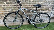 Trek 7100 Fx Hybrid Mountain City Bike.
