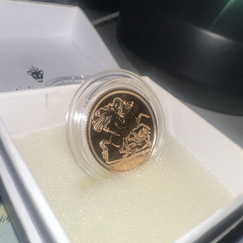 Elizabeth 2020 gold half - 2020,