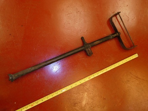 P stirrup pump - w.w.2,