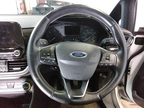 Steering wheel ford fiesta - ford,