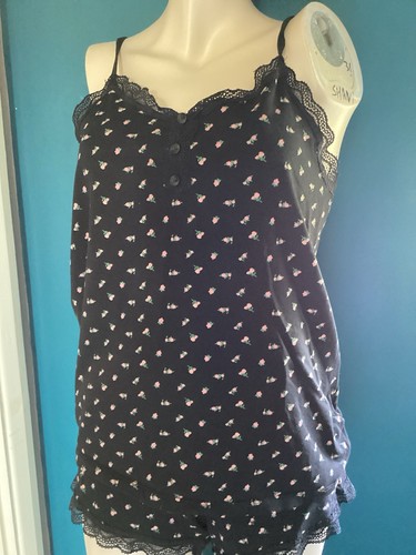 Pretty vest and - vest, pyjamas