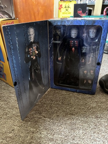 Neca hellrasier pin - pin, head