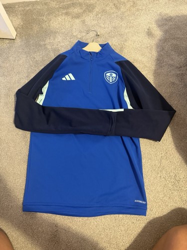 Leeds utd top - leeds,