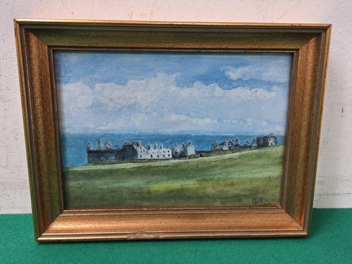 Small dunnottar castle - dunnottar,