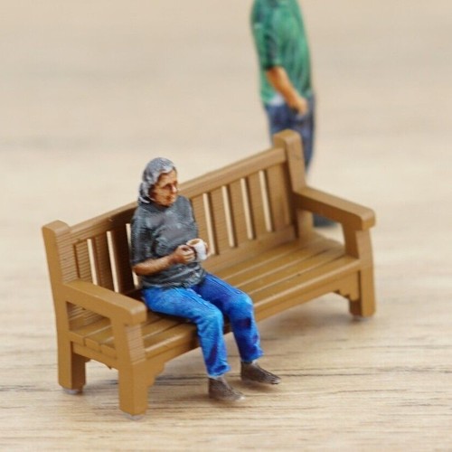 Model railway wooden bench - railway,