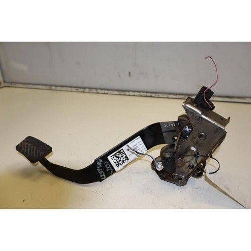 Clutch pedal mitsubishi l200 - clutch,