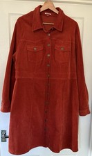 Joe Browns, Josie, Corduroy