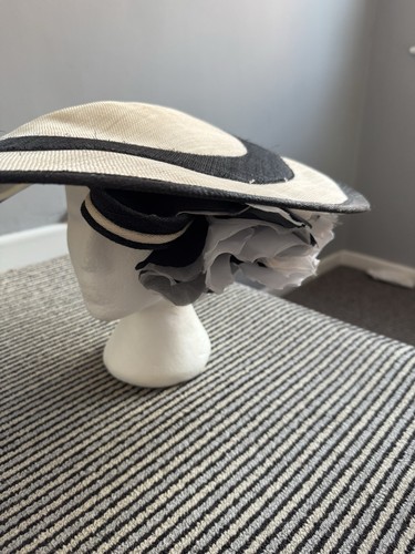 Whiteley black cream - ,