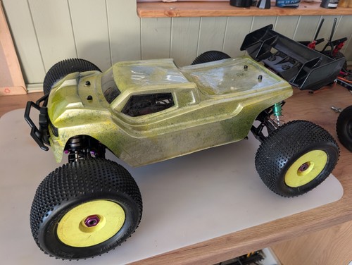 Hpi hellfire 8 brushless - ss, 1:8