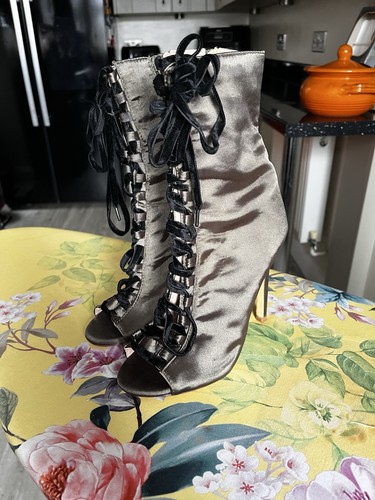 Worn once olivia jaymes - worn,