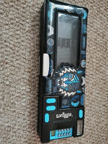 Smiggle pencil case woth - pencil,