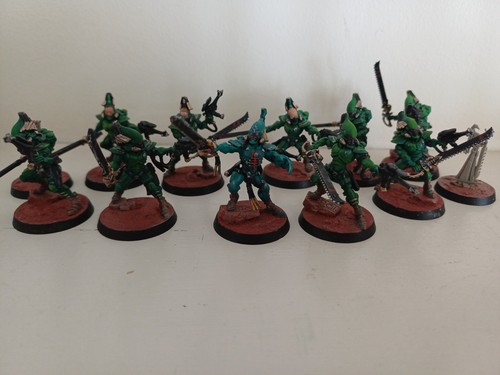 Aeldari striking scorpions pro - scorpions,