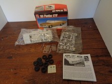 amt 8201 1/25 65 pontiac gto