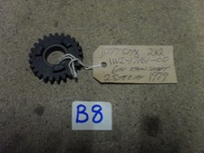 NOS YAMAHA DT125 DT175 MX175 IT175  6th GEAR PINION 1W2-17161-00 (B8)