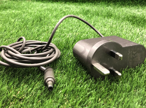 Genuine dyson charger - dyson, v6