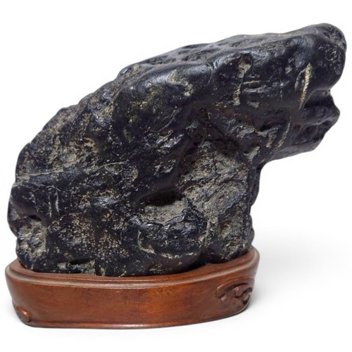 Suiseki natural stone japanese - suiseki,