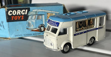 Corgi/413/Smiths Karrier Bantam/Mobile Butchers/White & Blue/1:43/Exc/(T1-048)