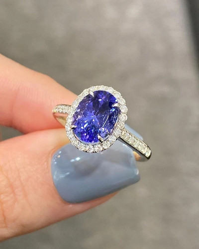 Oval cut blue sapphire - cut,