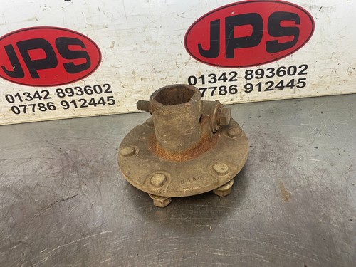 Stud rear hub - stud,