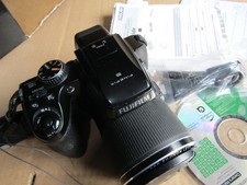 Fujifilm FinePix S8300 Digital