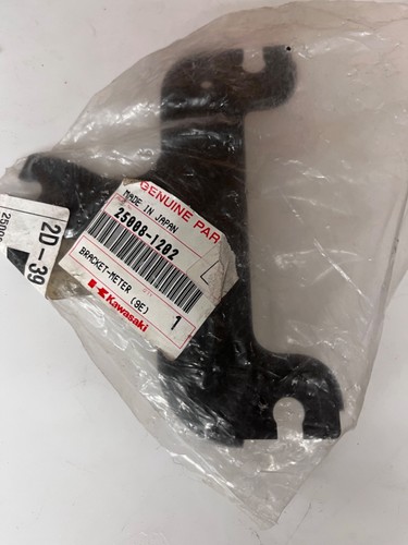 New genuine kawasaki zx6r zx9r - genuine,