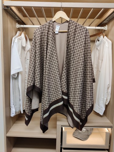 River isand cape shawl - cape,