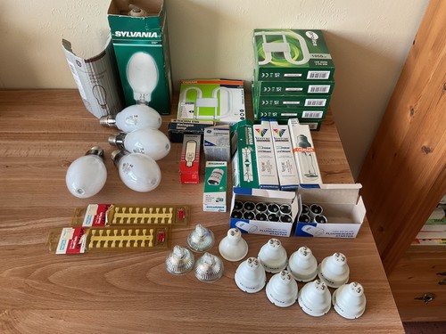Assorted light bulbs - assorted, x