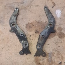 OEM Triumph TROPHY 1991 1992 1200 1180cc engine frame mounting brackets pair