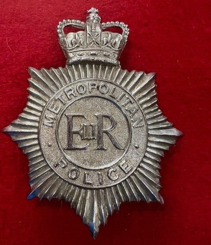 Metropolitan police helmet - uk,