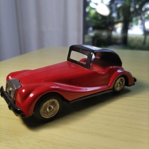 Tin toy car - 40, years