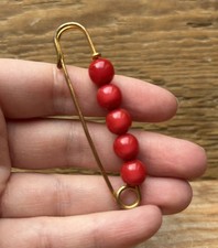 Pretty Vintage Style Red Bead