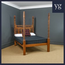 English 16th Century Gothic Pugin Style 5ft King Size Oak Carved Bed (c. 1930)
