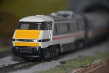 Hornby Class 91 BR InterCity
