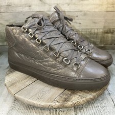 Balenciaga Arena High runner