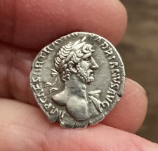 ROMAN. HADRIAN (117-138 A.D). SILVER DENARIUS.
